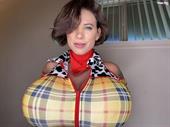 Sexpot Brittany Elizabeth is here to give you a woody! Sexpot Brittany Elizabeth is here to give you a woody!