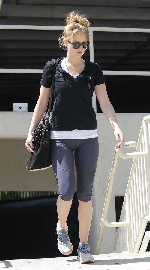 Jennifer Lawrence going to the gym in Los Angeles on June 12, 2012