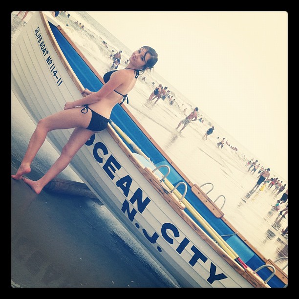 Rachel Fox in a bikini - ass