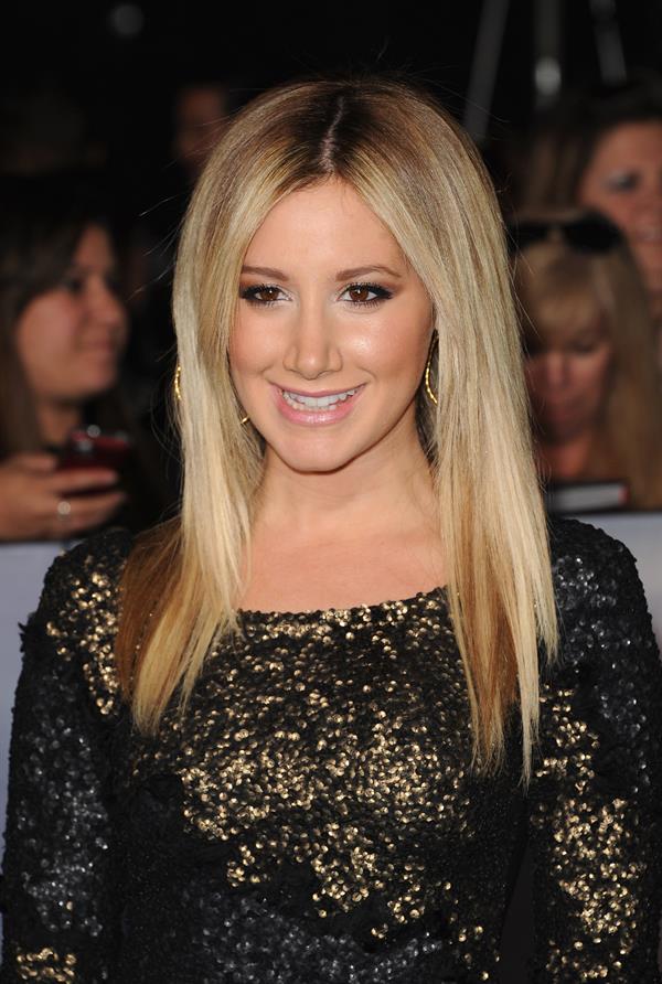 Ashley Tisdale video Breaking Dawn 2 premiere in LA 11/12/12 