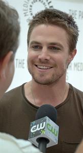 Stephen Amell