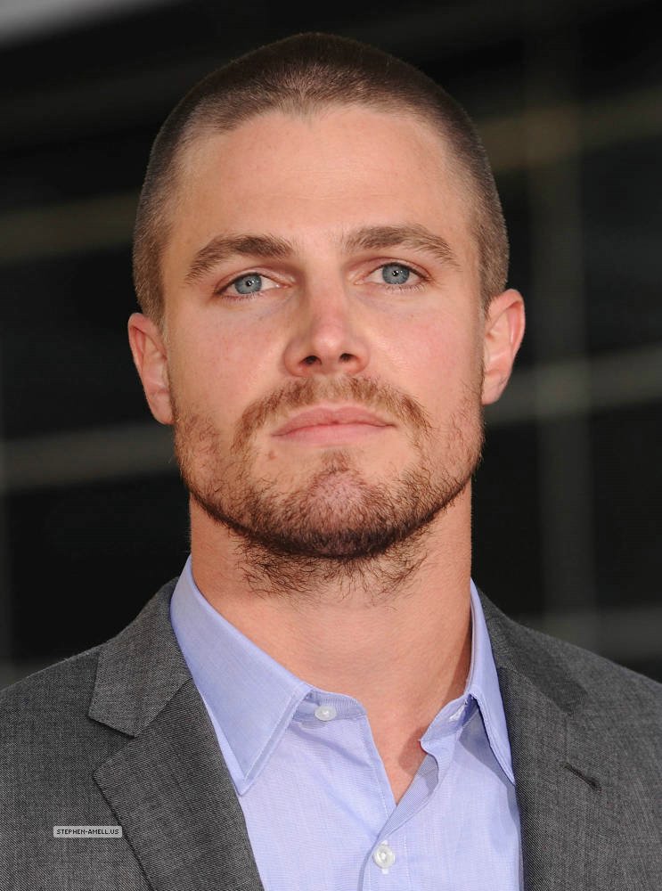 Stephen Amell