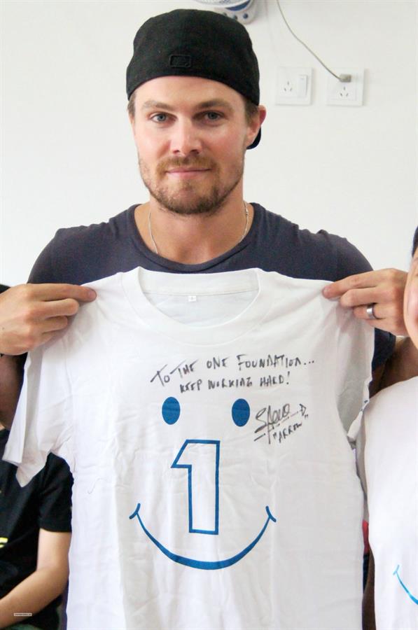 Stephen Amell