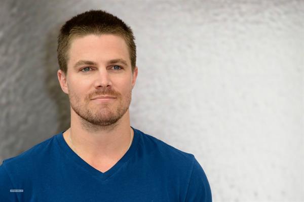 Stephen Amell