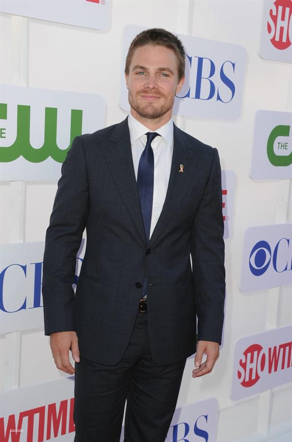 Stephen Amell