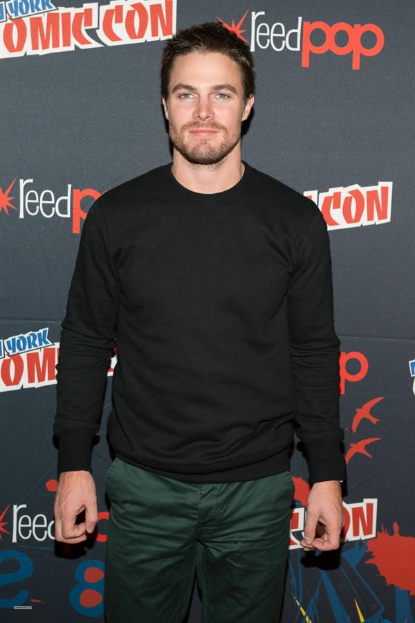 Stephen Amell