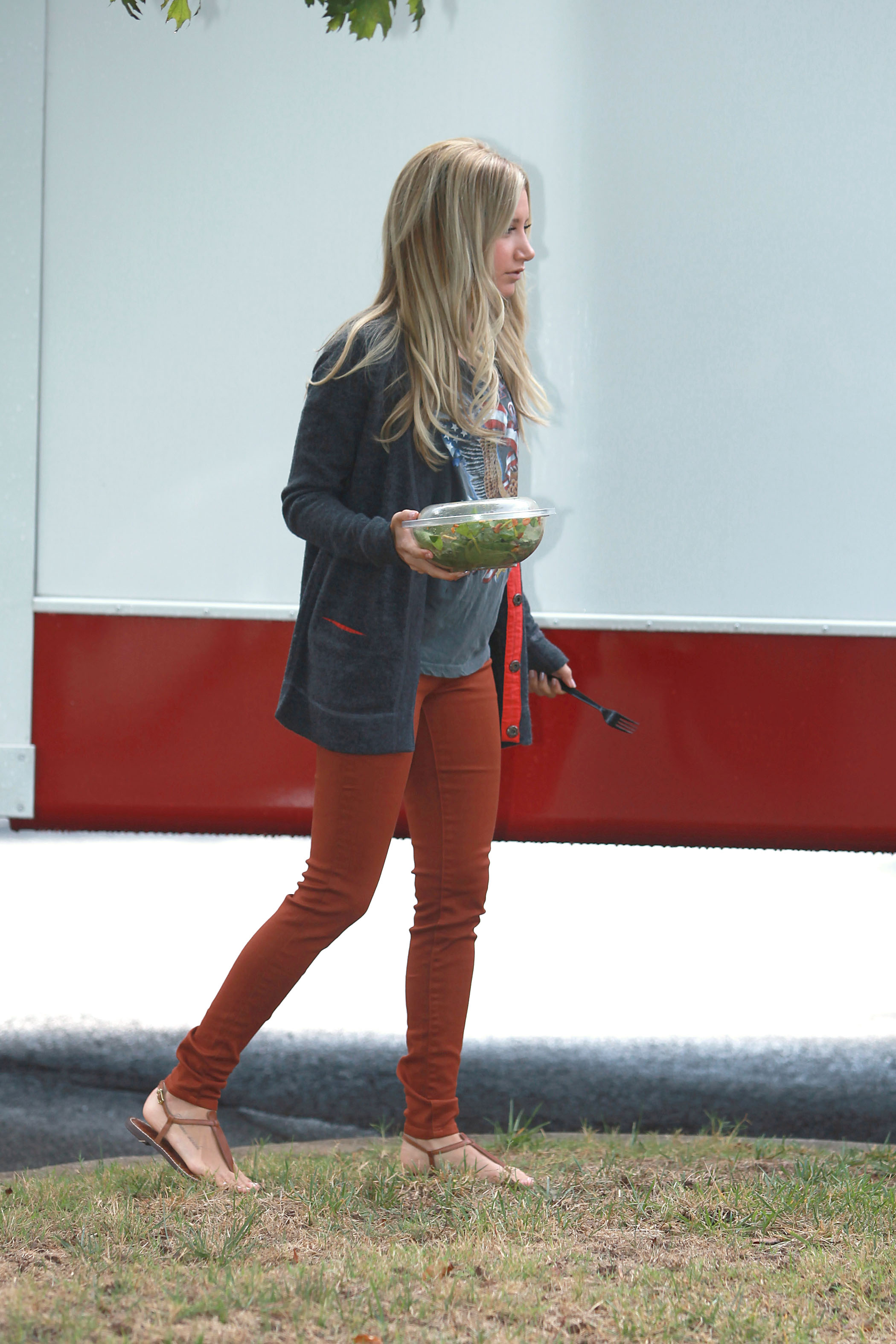 Ashley Tisdale on a lunch break while shooting Scary Movie 5 10/2/12