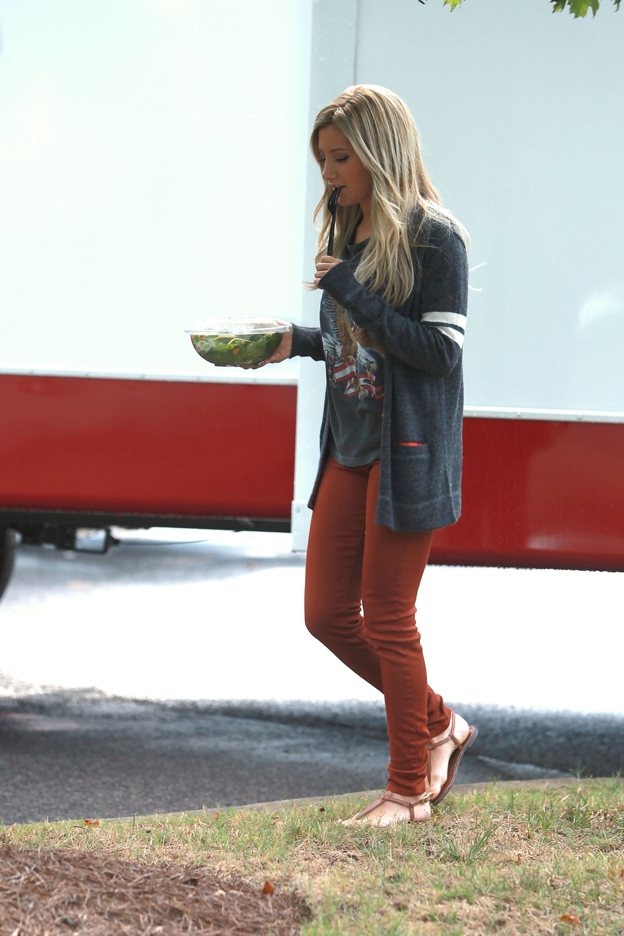 Ashley Tisdale on a lunch break while shooting Scary Movie 5 10/2/12