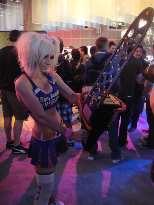Jessica Nigri as Juliet Starling