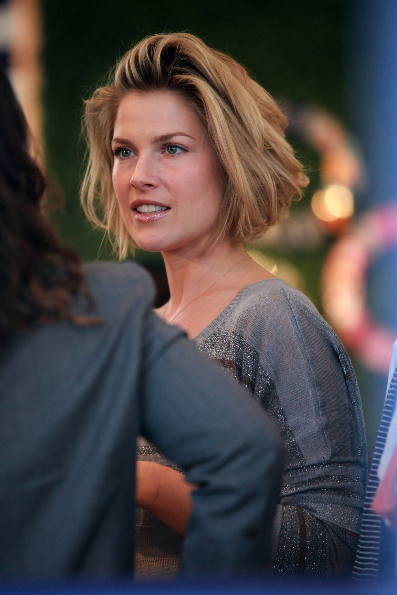 Ali Larter Pictures Amy Smart, Ali Larter and Jessica Alba at the Splendid store opening with crafting community and baby2baby 04.12.11