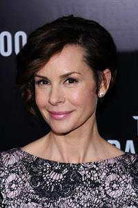 Embeth Davidtz