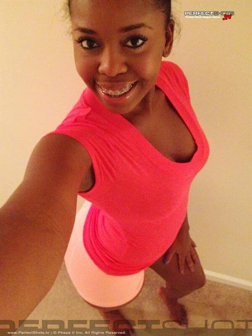 Ayisha Cottontail taking a selfie