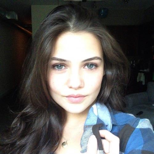 Danielle Campbell taking a selfie
