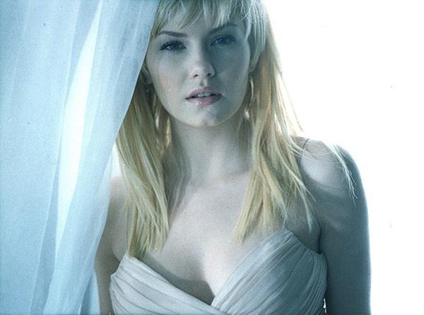 Elisha Cuthbert