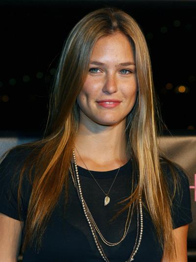 Bar Refaeli