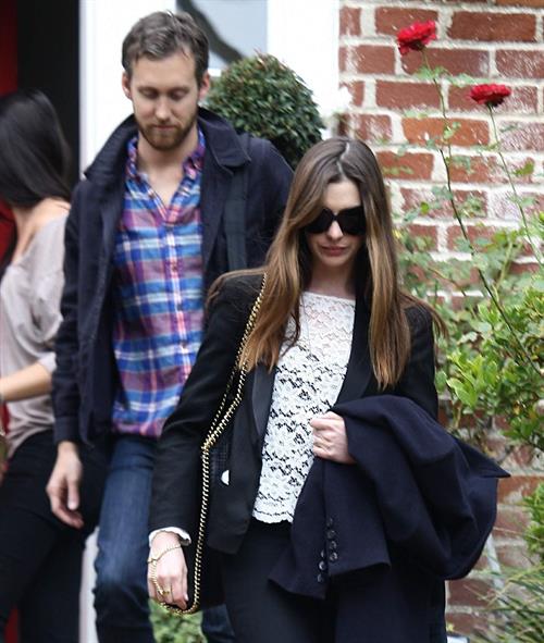 Anne Hathaway Pictures Anne Hathaway leaving a friends house in Beverly Hills on January 20, 2012