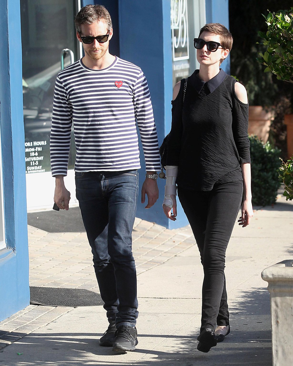 Anne Hathaway shopping in Los Angeles on June 22, 2012