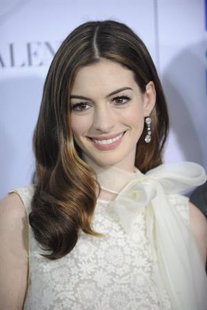 Anne Hathaway Love & Other Drugs screening at the DGA Theater in New York City on November 16, 2010
