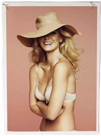 Bar Refaeli in lingerie