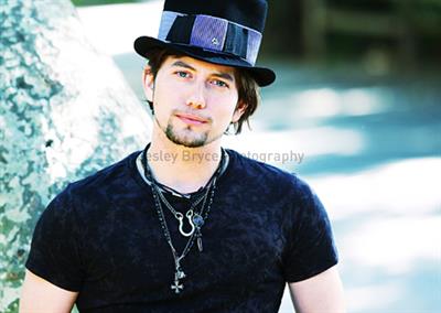 Jackson Rathbone
