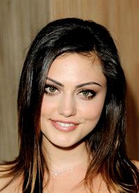 Phoebe Tonkin