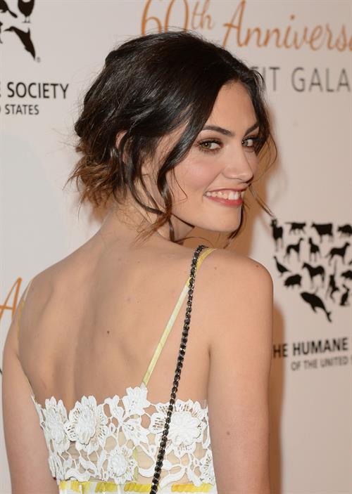 Phoebe Tonkin
