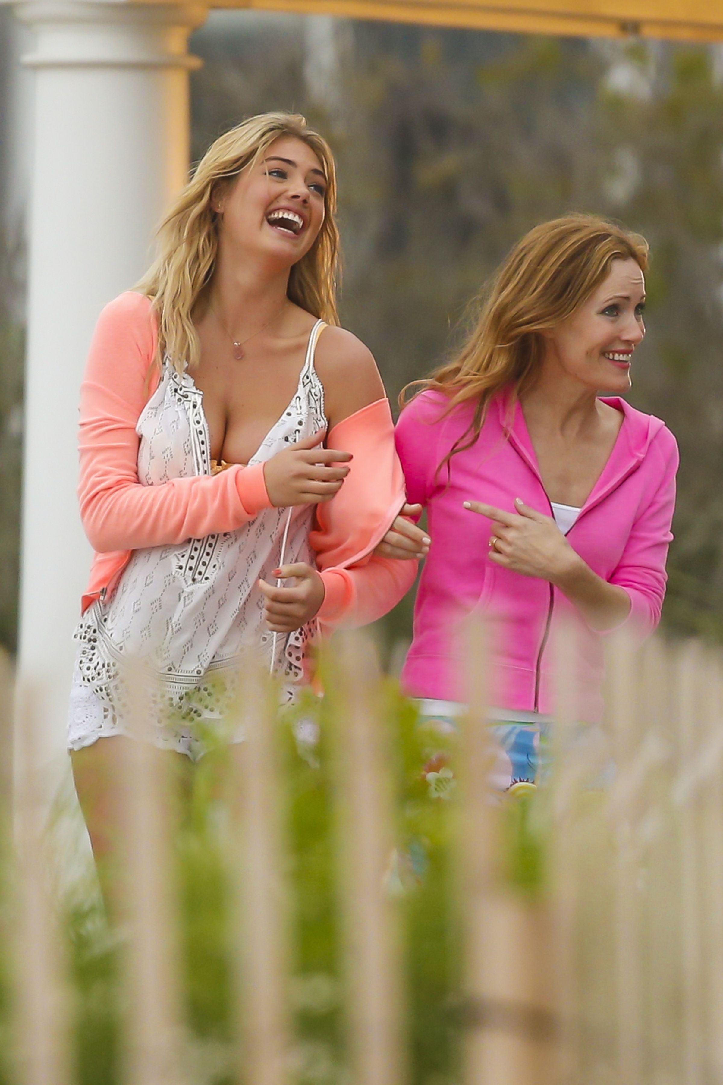 Kate Upton on the set of 'The Other Woman' in NY on June 6, 2013