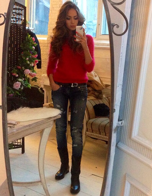 Galinka Mirgaeva taking a selfie