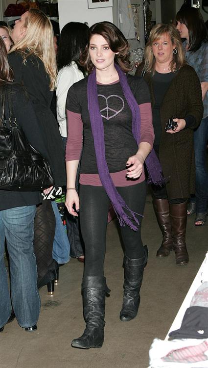 Ashley Greene Pictures Ashley Greene Twilight DVD and Apparel Launch Event in Los Angeles