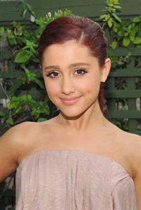 Ariana Grande in Culver City on February 7, 2012