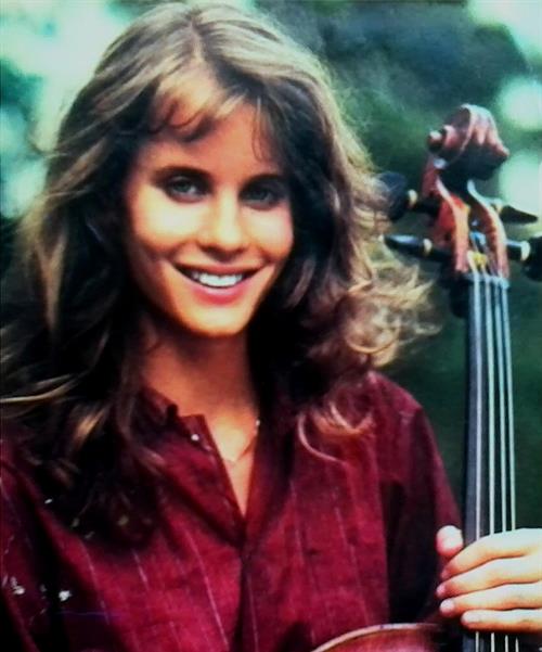Lori Singer