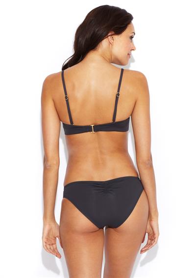 Anonymous in a bikini - ass