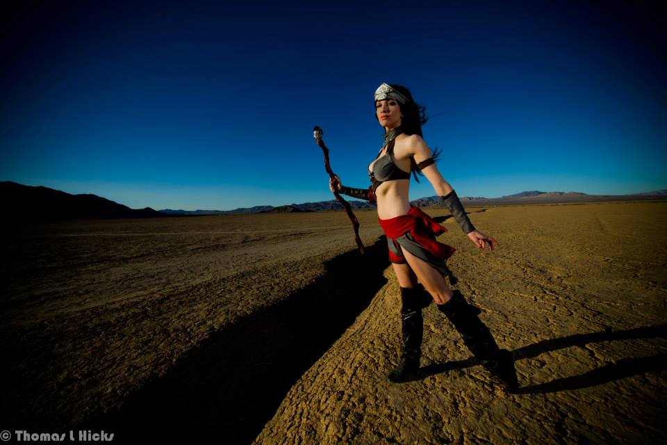 Lyz Brickley - Diablo 3 Wizard Cosplay