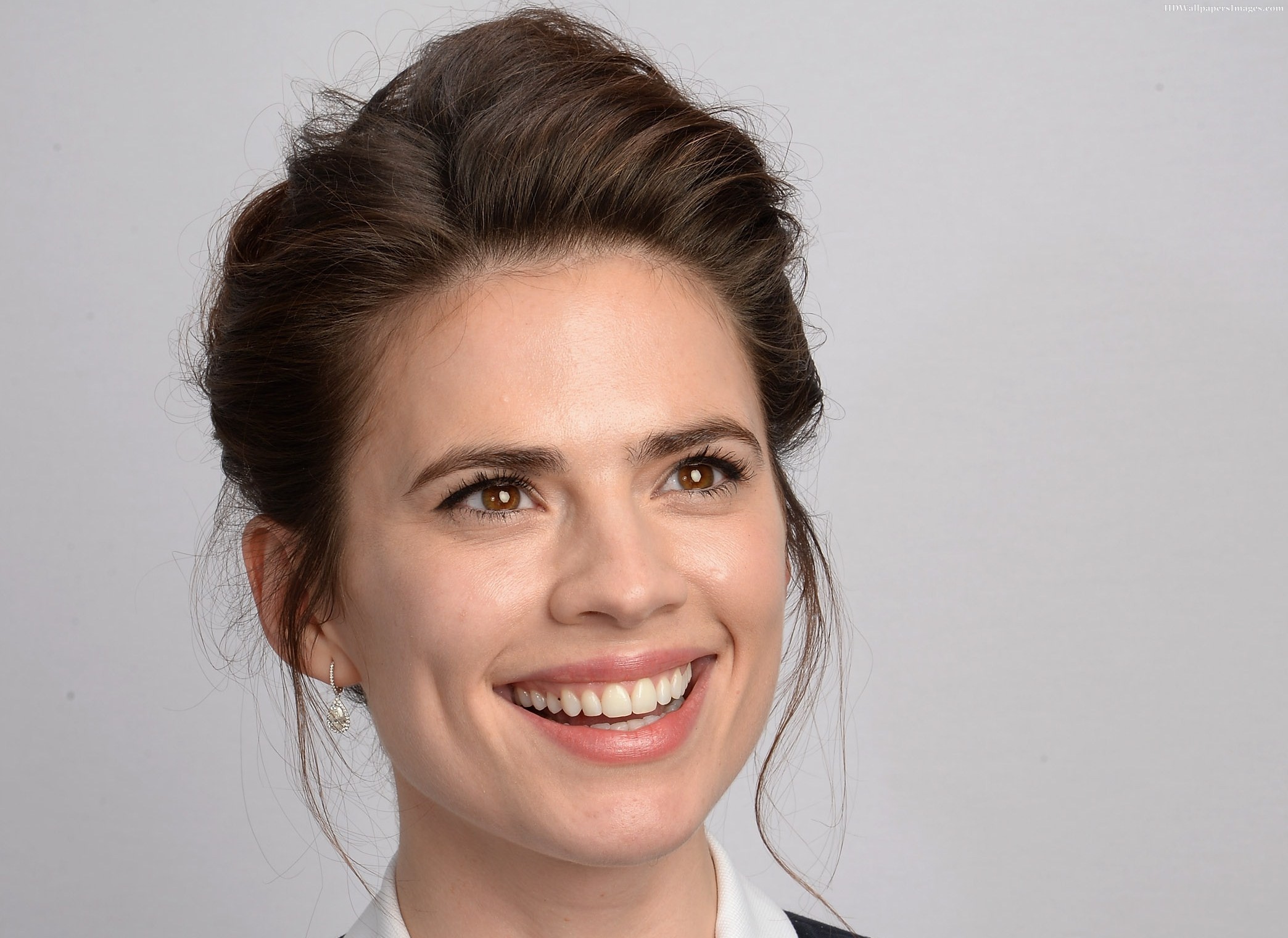 Hayley Atwell Pictures