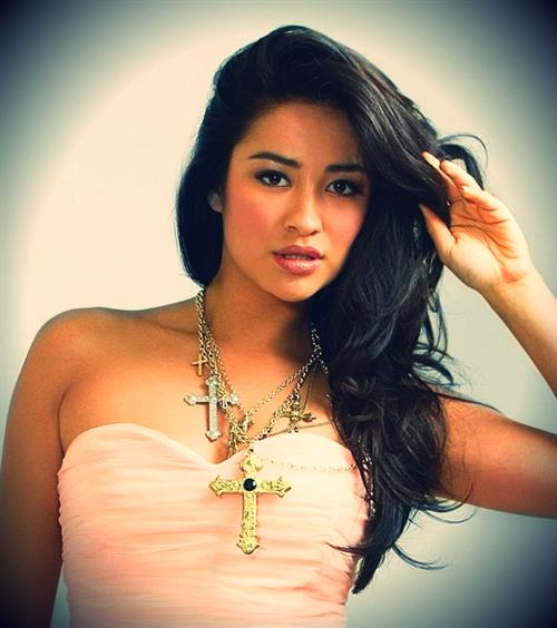 Shay Mitchell