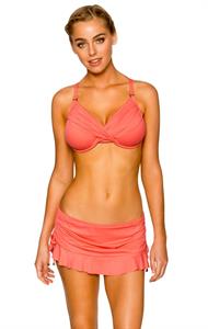 Elizabeth Turner in a bikini