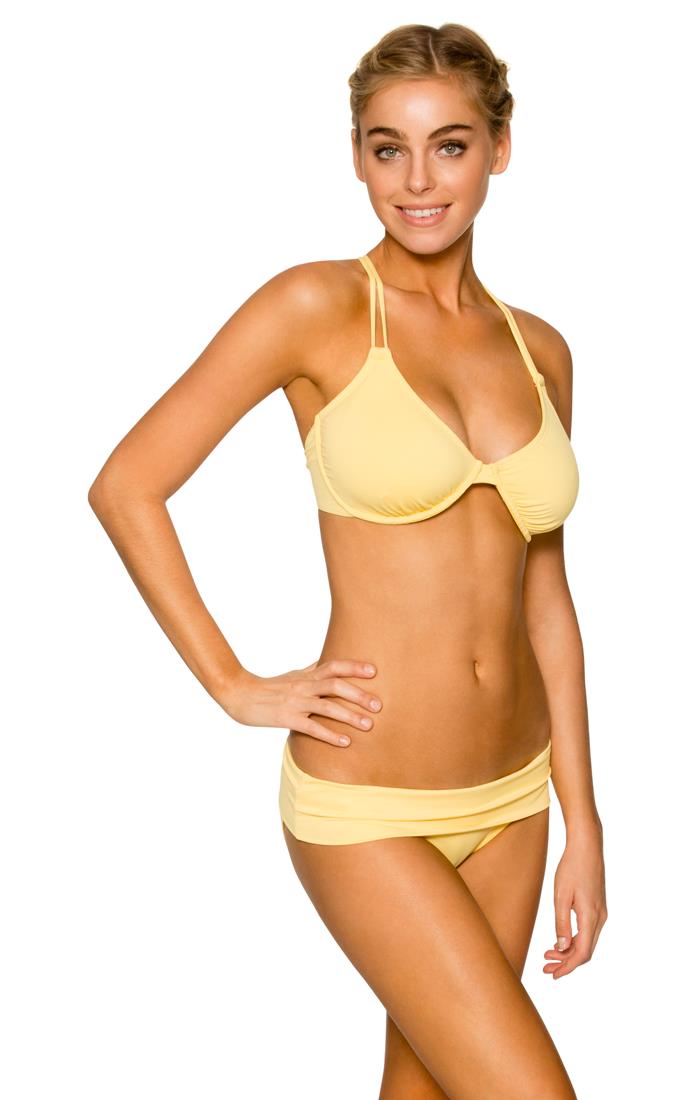 Elizabeth Turner in a bikini