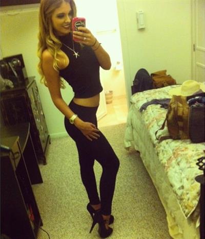 Carmella Rose taking a selfie