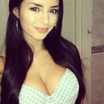 Demi Rose Mawby taking a selfie