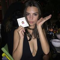 Emily Ratajkowski