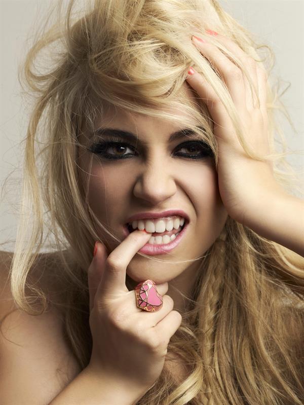 Pixie Lott FHM magazine photoshoot 2009 