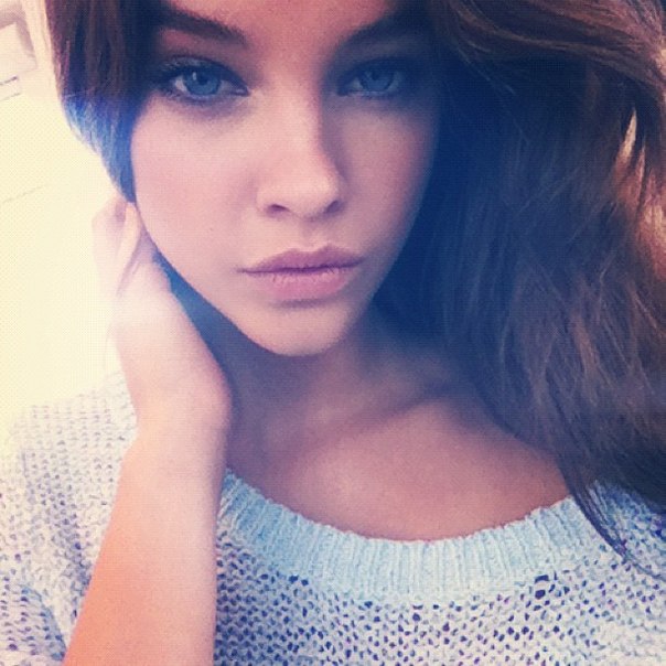 Barbara Palvin taking a selfie