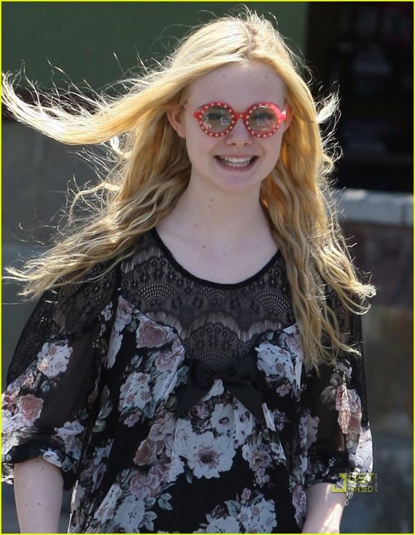 Elle Fanning