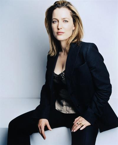 Gillian Anderson