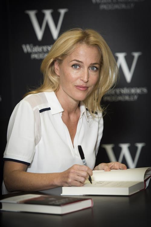 Gillian Anderson