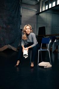 Gillian Anderson