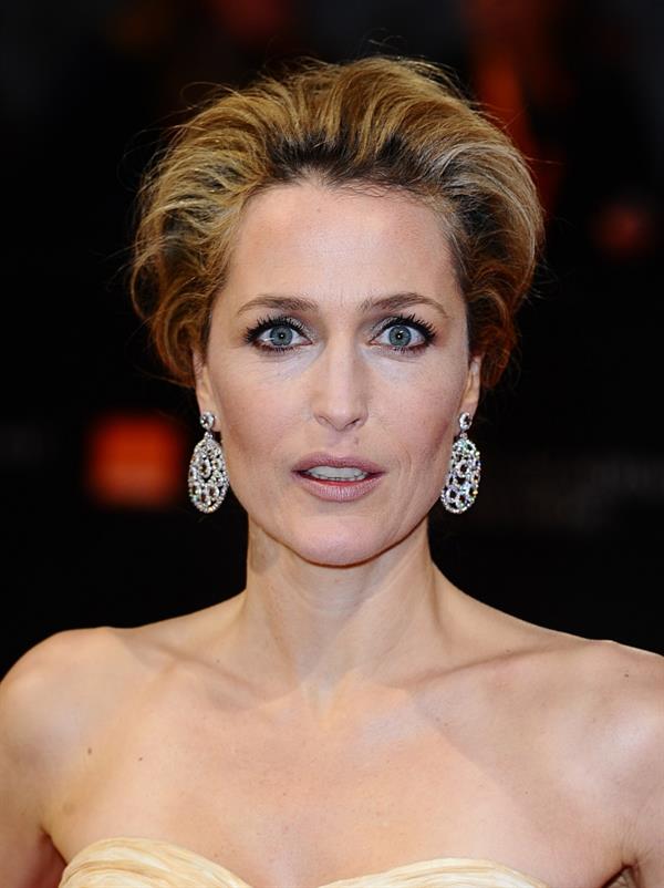 Gillian Anderson