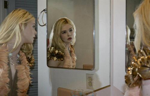 Elle Fanning