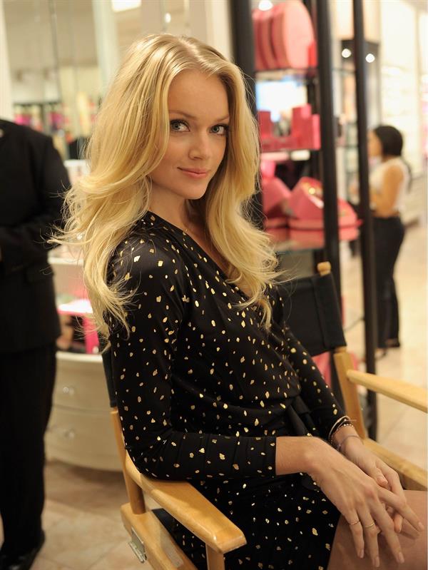 Lindsay Ellingson