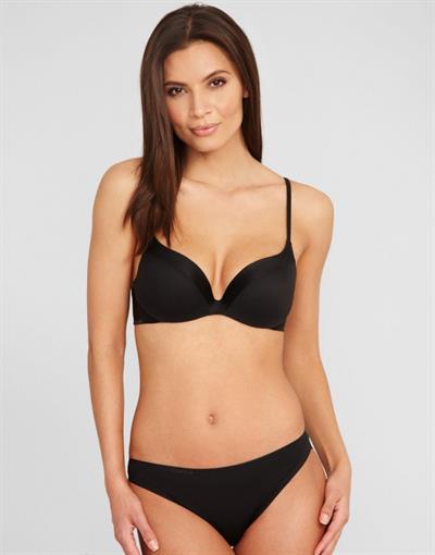 Katya Zalitko in lingerie